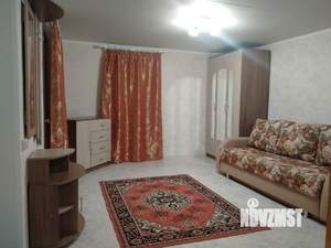 Дом 40м², 2-этажный, на длительный срок,