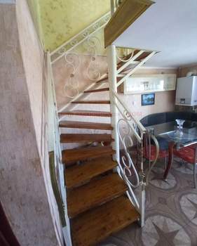 Дом 100м², 2-этажный, на длительный срок,