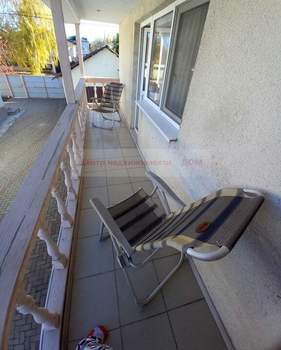 Дом 100м², 2-этажный, на длительный срок,