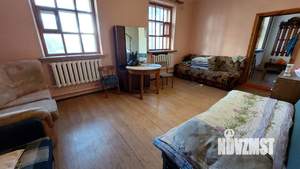 Дом 100м², 2-этажный, на длительный срок,