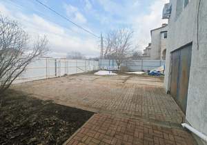 Дом 204м², 3-этажный, участок 15 сот.