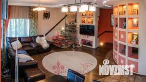 Коттедж 365м², 3-этажный, участок 9 сот.