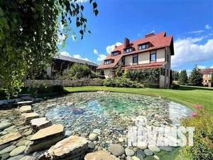 Дом 1100м², 4-этажный, участок 80 сот.