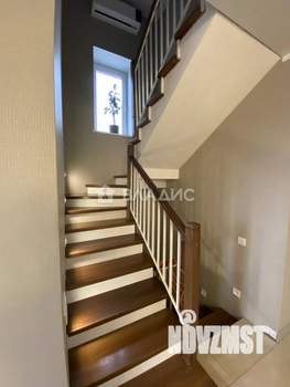 Дом 125м², 3-этажный, участок 10 сот.