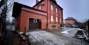 Дом 282м², 3-этажный, участок 1070 сот.