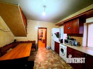 Дом 204м², 2-этажный, участок 20 сот.