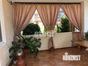 Дом 323м², 2-этажный, участок 11 сот.