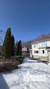 Коттедж 250м², 3-этажный, участок 8 сот.