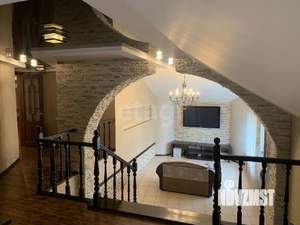 Дом 490м², 3-этажный, участок 50 сот.