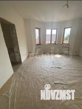 Дом 417м², 3-этажный, участок 20 сот.