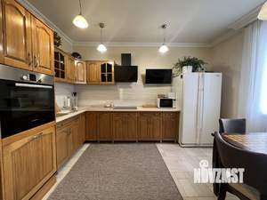 Дом 276м², 1-этажный, участок 9 сот.