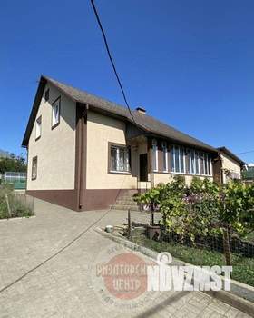 Дом 212м², 2-этажный, участок 15 сот.