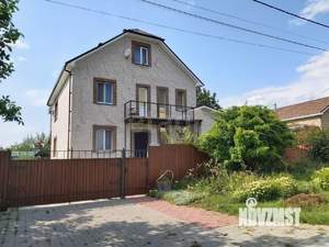 Дом 232м², 3-этажный, участок 15 сот.