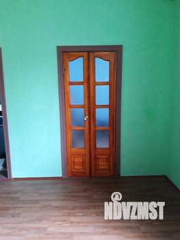 Дом 200м², 2-этажный, участок 6 сот.