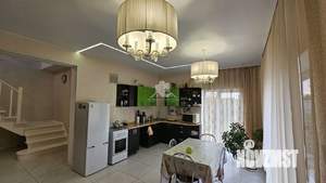 Дом 201м², 2-этажный, участок 8 сот.