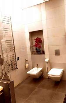 Дом 432м², 3-этажный, участок 15 сот.