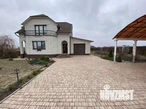 Дом 176м², 2-этажный, участок 15 сот.