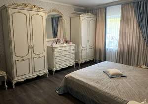 Дом 490м², 3-этажный, участок 50 сот.