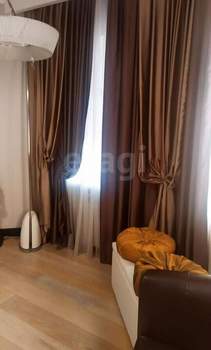 Дом 432м², 3-этажный, участок 15 сот.