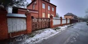 Дом 282м², 3-этажный, участок 1070 сот.