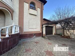 Дом 420м², 3-этажный, участок 12 сот.