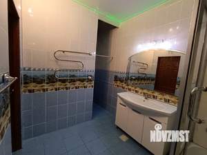 Дом 467м², 3-этажный, участок 15 сот.