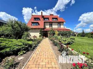 Дом 1100м², 4-этажный, участок 80 сот.