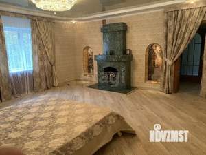 Дом 490м², 3-этажный, участок 50 сот.