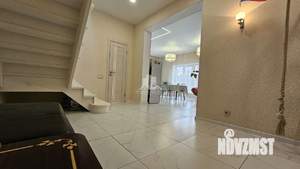 Дом 201м², 2-этажный, участок 8 сот.