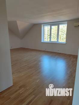 Дом 200м², 2-этажный, участок 25 сот.