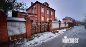 Дом 282м², 3-этажный, участок 1070 сот.