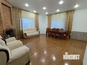 Дом 467м², 3-этажный, участок 15 сот.