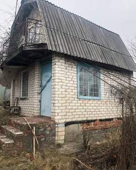 Дом 30м², 2-этажный, участок 5 сот.