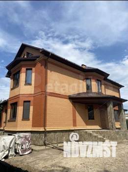 Дом 417м², 3-этажный, участок 20 сот.