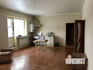 Дом 200м², 2-этажный, участок 25 сот.