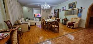 Дом 282м², 3-этажный, участок 1070 сот.