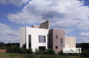 Коттедж 490м², 3-этажный, участок 30 сот.