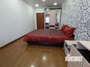 Дом 467м², 3-этажный, участок 15 сот.