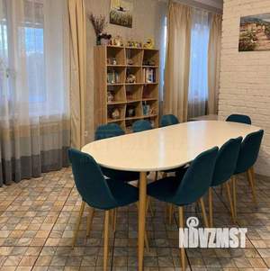 Дом 240м², 2-этажный, на длительный срок, 