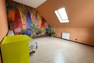 Дом 170м&sup2;, 2-этажный, на длительный срок, 