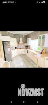 Дом 200м&sup2;, 2-этажный, на длительный срок, 