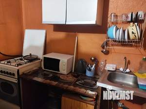 Дом 30м², 2-этажный, на длительный срок, 