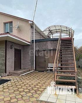 Таунхаус 130м², 2-этажный, участок 9 сот.  