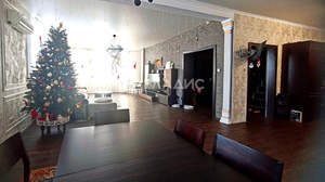 Дом 248м&sup2;, 2-этажный, участок 15 сот.  