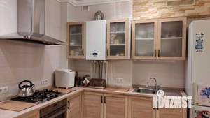 Дом 180м², 2-этажный, участок 15 сот.  