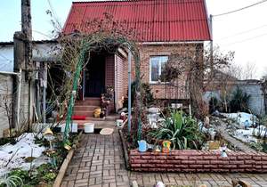 Дом 145м&sup2;, 2-этажный, участок 2 сот.  