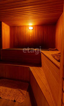 Дом 358м&sup2;, 2-этажный, участок 13 сот.  