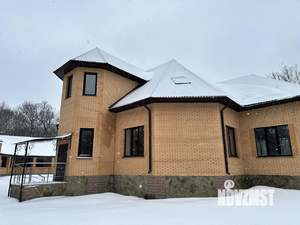 Дом 363м&sup2;, 2-этажный, участок 17 сот.  