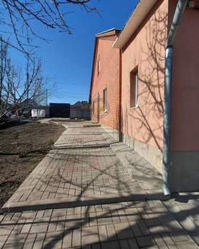 Дом 213м&sup2;, 2-этажный, участок 8 сот.  