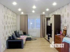 Дом 97м&sup2;, 2-этажный, участок 10 сот.  